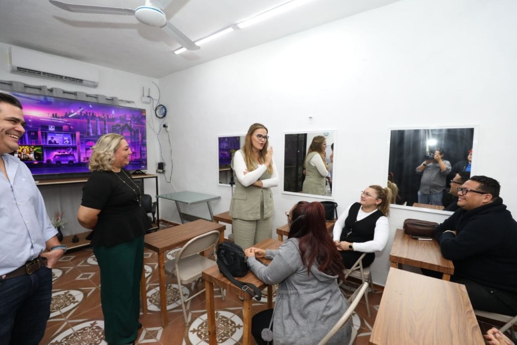 Cuentan las mujeres meridanas con el ayuntamiento para emprender y salir adelante: Cecilia Patrón