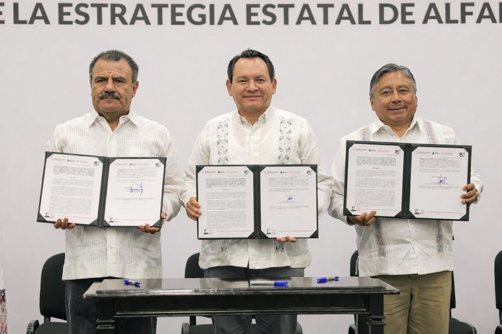 Gobierno estatal e INEA impulsan estrategia para alfabetizar a 7 mil
