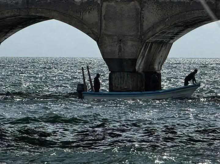 Enciende alarma en Progreso presunta mancha de hidrocarburo