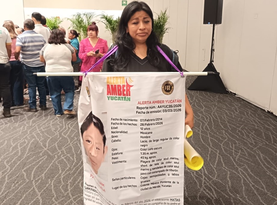 Aborda madre al gobernador para pedir ayuda y encontrar a su hijo