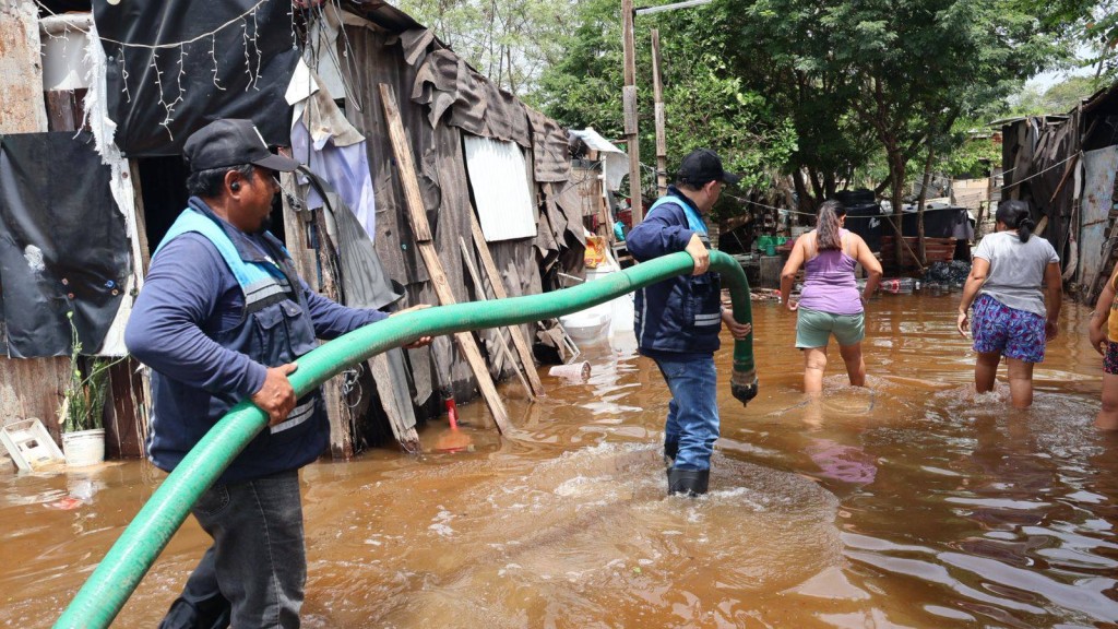 Instala sesión permanente Consejo de Protección Civil de Mérida, por lluvias