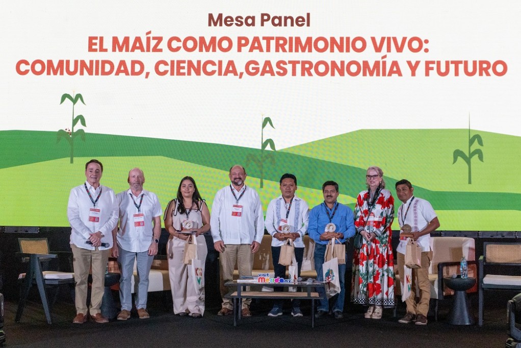 Inicia K’íiwik: Feria Turística del Mundo Maya, con foro académico