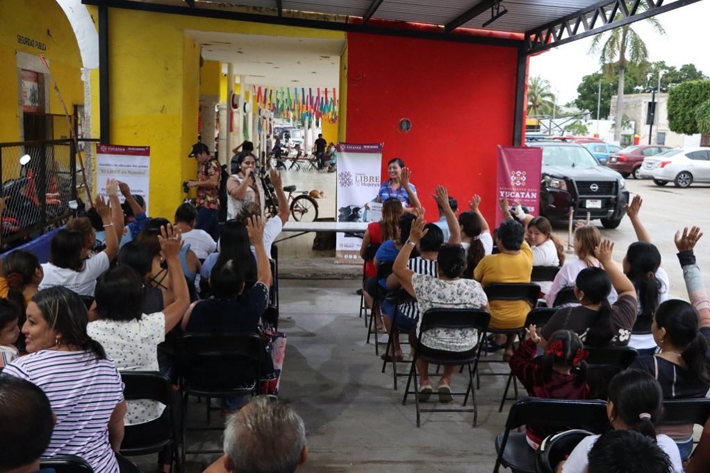 Concluye instalación de comités ciudadanos en los 45 Centros Libre de Yucatán