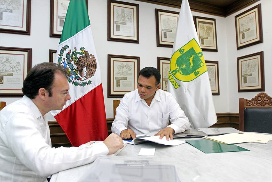 Anuncian 500 millones para el impulso de la PYMES en Yucatán Anuncian 500 millones para el impulso de la PYMES en Yucatán