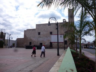 TIZIMIN: En 2013 cumple 450 años el Convento Franciscano.\r\n TIZIMIN: En 2013 cumple 450 años el Convento Franciscano.\r\n