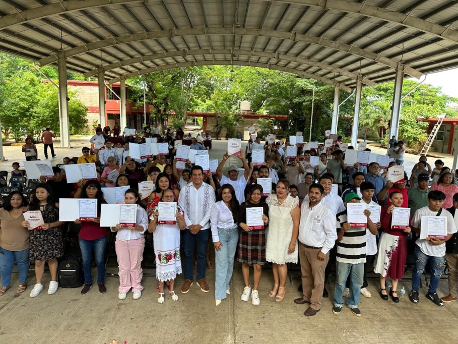 Superan rezago educativo en Yucatán más de siete mil personas de 15 años o más