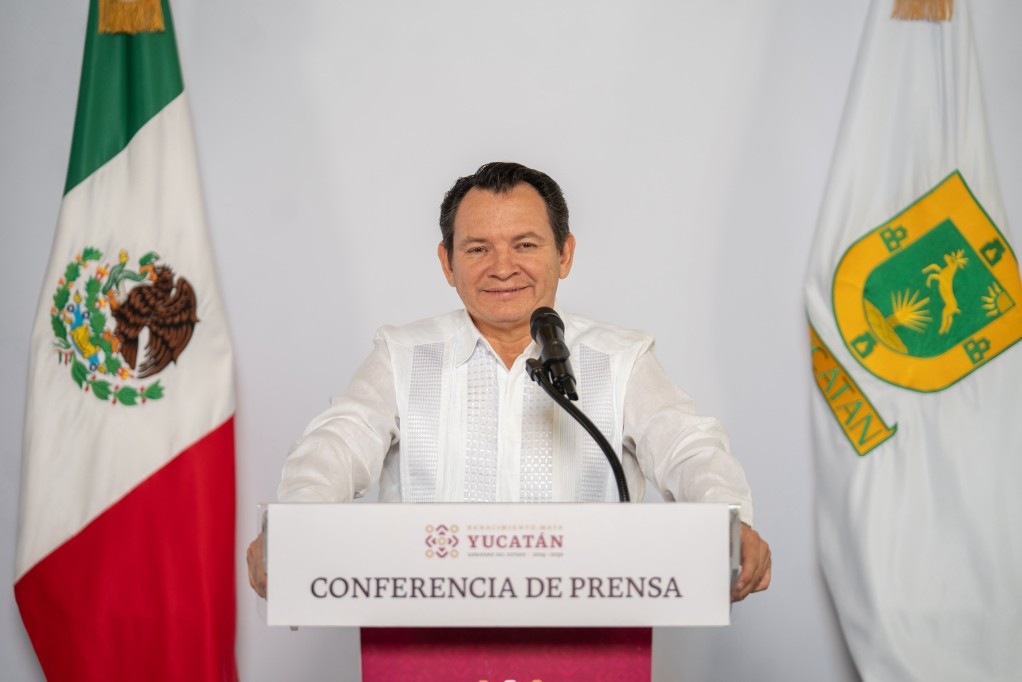 Aunque la Constitución aún no se lo mandata, Huacho Díaz Mena hizo un balance de los dos años de su gobierno