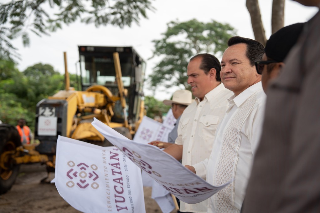 Llevaban 30 años pidiendo su camino; el gobernador adelantó la obra casi tres semanas: arranca la reconstrucción Tixcancal–Chan Cenote–Trascorral, con 9 millones de pesos para 5,178 habitantes