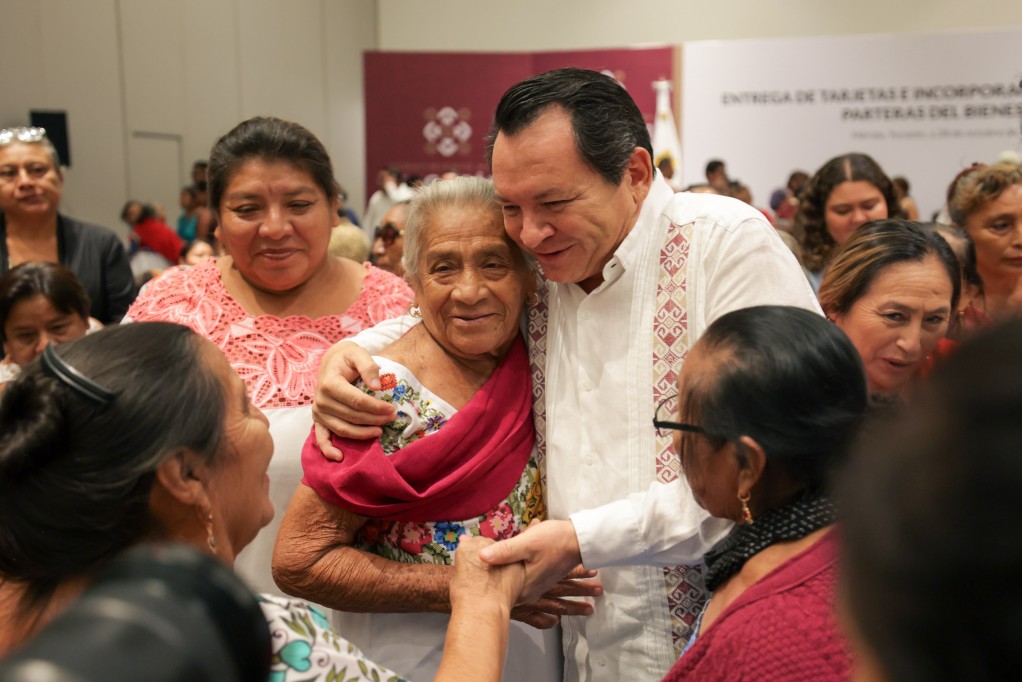 Miriam Esther lleva 10 años recibiendo bebés en Tzucacab; hoy, el gobierno la reconoce: 313 parteras tradicionales de 58 municipios recibirán 3 mil pesos cada bimestre