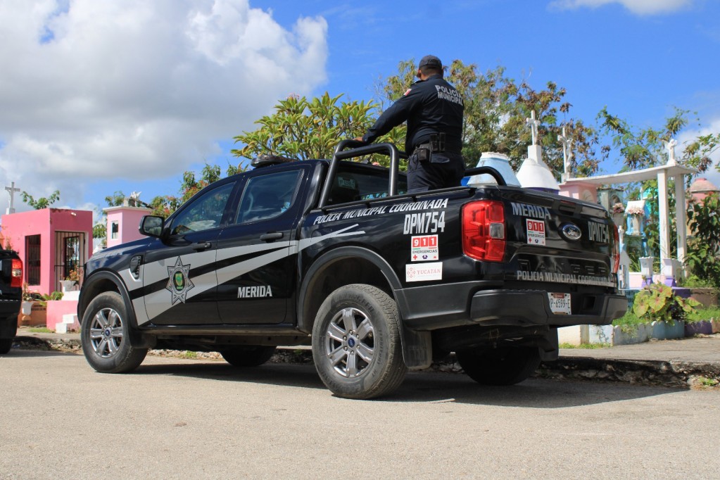 Implementa Policía de Mérida operativo con motivo del Día de Muertos