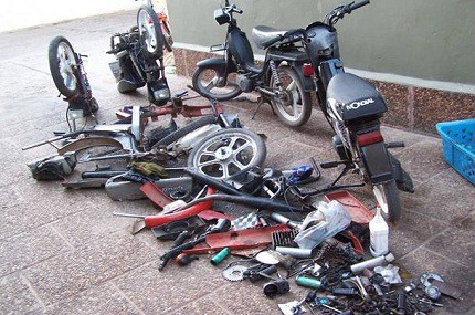 TIZIMIN: Cae banda de ladrones de motos.\r\n TIZIMIN: Cae banda de ladrones de motos.\r\n