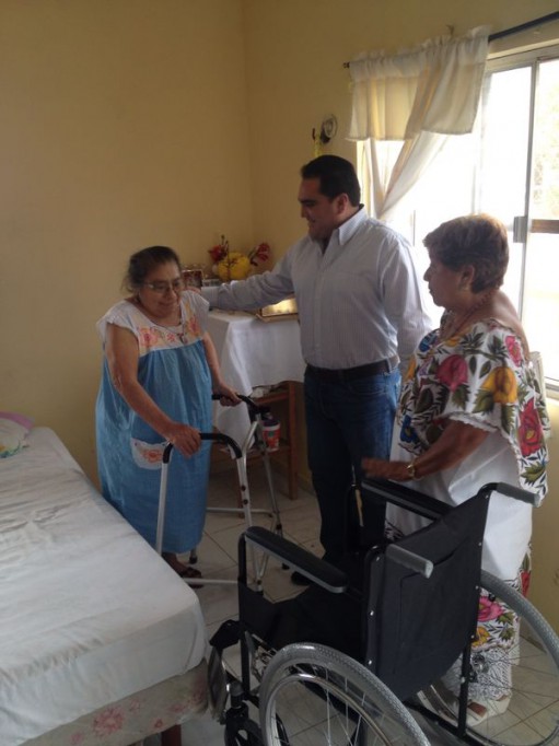 Entrega CDI apoyos de “Tercer Nivel” en Sacalum y Maxcanú Entrega CDI apoyos de “Tercer Nivel” en Sacalum y Maxcanú