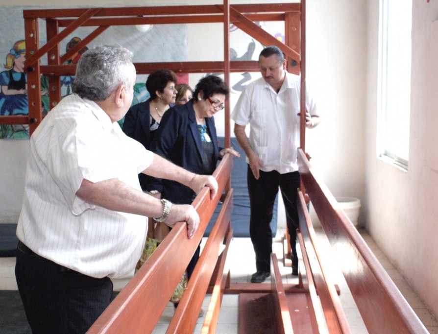 VALLADOLID: Se abre el Centro Yucatón para atender a la gente VALLADOLID: Se abre el Centro Yucatón para atender a la gente