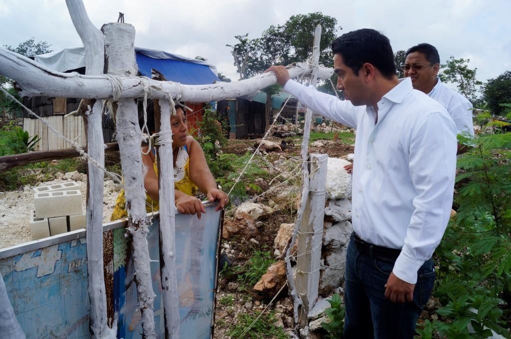 Invierten más de 300 millones de pesos en la Cruzada Nacional contra El Hambre en Yucatán Invierten más de 300 millones de pesos en la Cruzada Nacional contra El Hambre en Yucatán