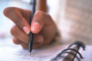 Director pide cuotas escolares fijas y pago por libros de texto gratuito Director pide cuotas escolares fijas y pago por libros de texto gratuito