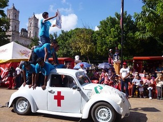 VALLADOLID: Muy activo el Desfile Cívico-Deportivo de la Revolución Mexicana. VALLADOLID: Muy activo el Desfile Cívico-Deportivo de la Revolución Mexicana.