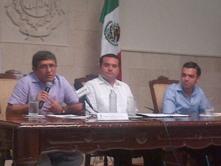 Anuncian el rescate de la fachada principal del zoológico del Centenario Anuncian el rescate de la fachada principal del zoológico del Centenario