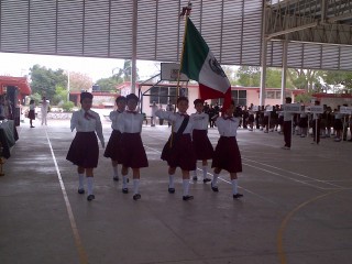 Escuela General # 5 se lleva el título de la mejor escolta a nivel estatal. Escuela General # 5 se lleva el título de la mejor escolta a nivel estatal.