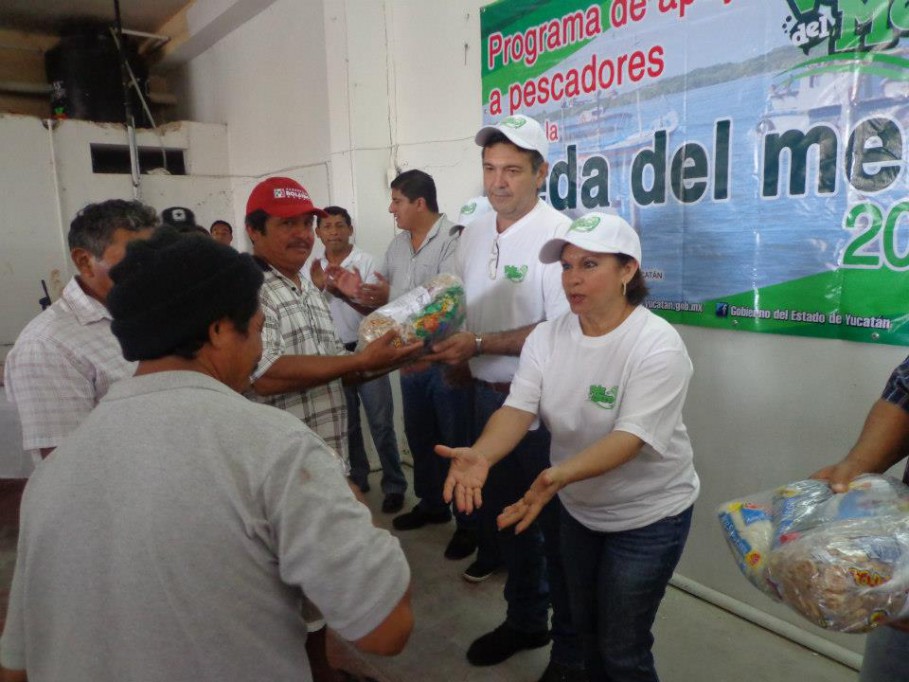 TIZIMÍN: Pescadores agradecidos.\r\n TIZIMÍN: Pescadores agradecidos.\r\n