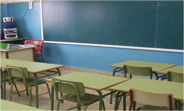 Padres solicitan apoyo a la SEP para mejorar el lugar de estudios para sus hijos. Padres solicitan apoyo a la SEP para mejorar el lugar de estudios para sus hijos.