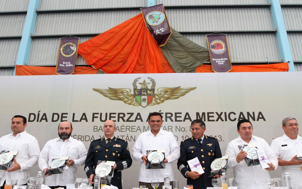 Convoca Fuerza Aérea Mexicana a cerrar filas para defender el futuro del país Convoca Fuerza Aérea Mexicana a cerrar filas para defender el futuro del país
