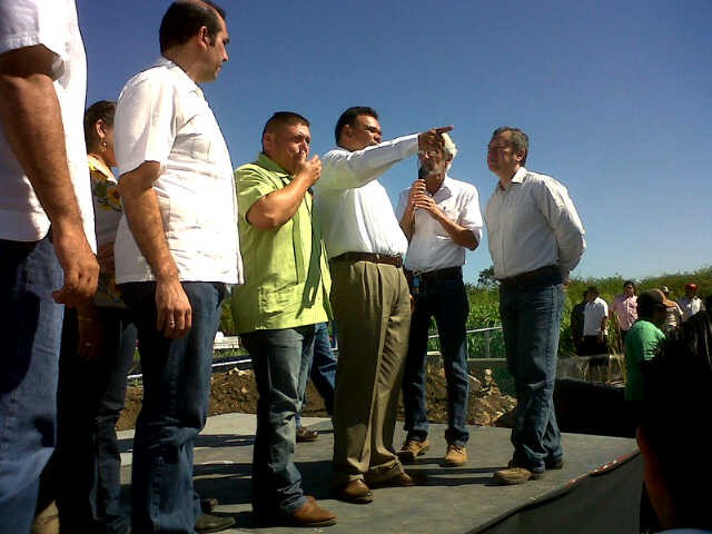 Al terminar 2013, 150 plantas de tratamiento de aguas en igual número de granjas de Yucatán Al terminar 2013, 150 plantas de tratamiento de aguas en igual número de granjas de Yucatán