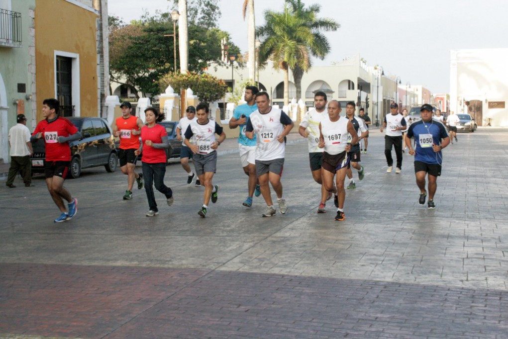 VALLADOLID: Kenia gana la carrera de la Candelaria VALLADOLID: Kenia gana la carrera de la Candelaria