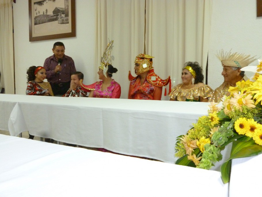 TIZIMÍN: Listos para la fiesta carnavalesca. TIZIMÍN: Listos para la fiesta carnavalesca.