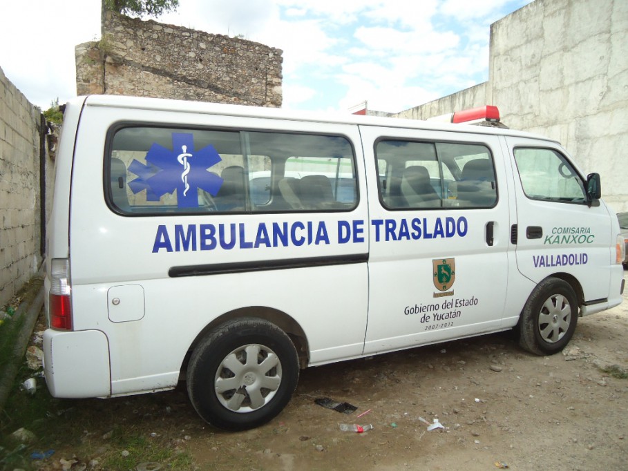VALLADOLID: Reparada la ambulancia de la comisaría de Kanxoc VALLADOLID: Reparada la ambulancia de la comisaría de Kanxoc