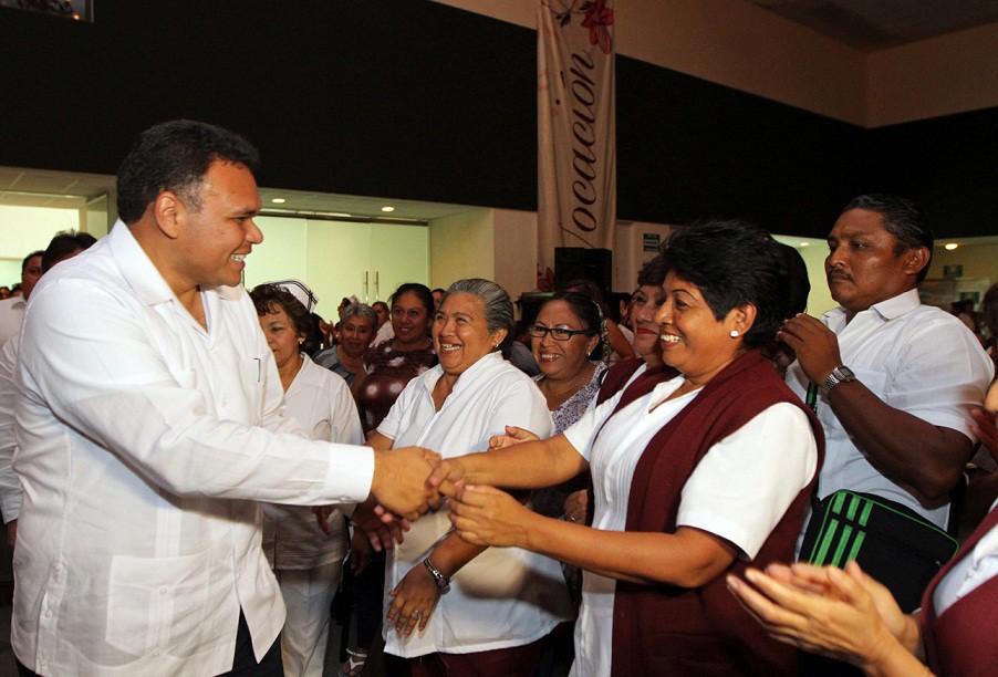 Infraestructura, equipo y capacitación, compromisos en materia de salud Infraestructura, equipo y capacitación, compromisos en materia de salud