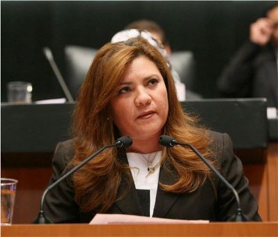 Rinde su primer informe de actividades la senadora Rosa Adriana Díaz Lizama Rinde su primer informe de actividades la senadora Rosa Adriana Díaz Lizama