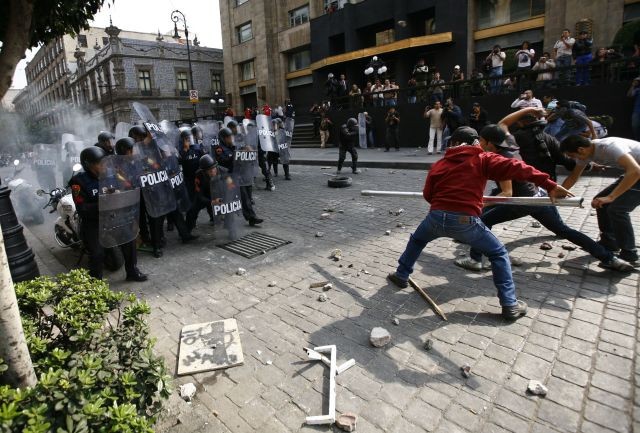 Diputados del distrito federal alientan legalmente el terrotismo en las calles Diputados del distrito federal alientan legalmente el terrotismo en las calles