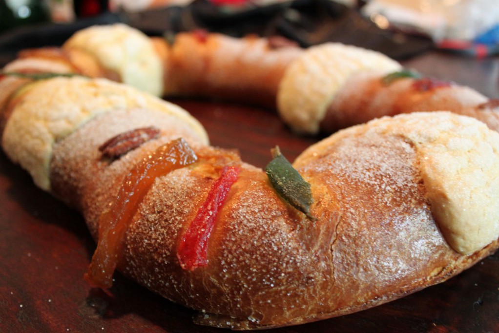 La rosca de reyes, una tradición deliciosa y familiar. La rosca de reyes, una tradición deliciosa y familiar.
