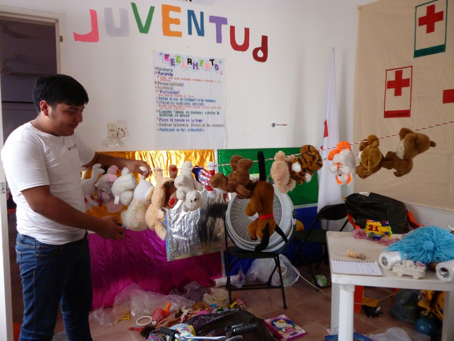 TIZIMÍN: Cruz Roja recolecta juguetes para regalar en Navidad.\r\n TIZIMÍN: Cruz Roja recolecta juguetes para regalar en Navidad.\r\n