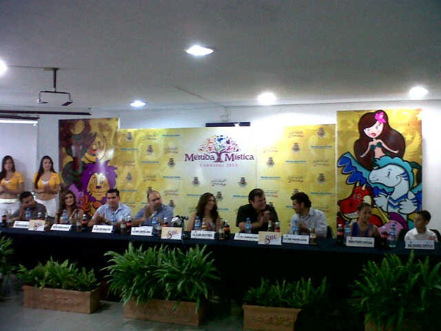 Actores de TV en el Carnaval de Mérida 2013 Actores de TV en el Carnaval de Mérida 2013