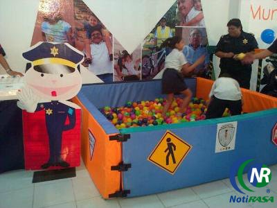 Niños de Mérida reconocerán sus derechos coloreando un manual Niños de Mérida reconocerán sus derechos coloreando un manual