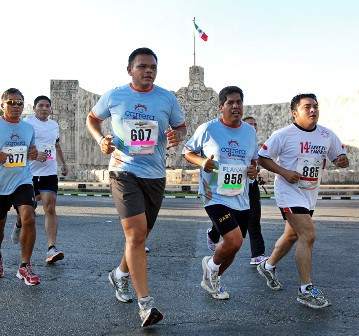 Participa el Gobernador en la Carrera Construyendo Sonrisas Participa el Gobernador en la Carrera Construyendo Sonrisas