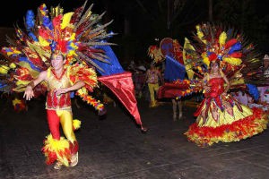 Anuncia el alcalde Renán Barrera Concha a Xmatkuil como sede del Carnaval 2014 Anuncia el alcalde Renán Barrera Concha a Xmatkuil como sede del Carnaval 2014