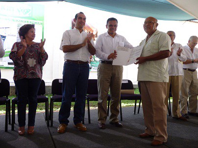 TIZIMIN: Entrega de créditos a 36 productores agropecuarios del Oriente. TIZIMIN: Entrega de créditos a 36 productores agropecuarios del Oriente.
