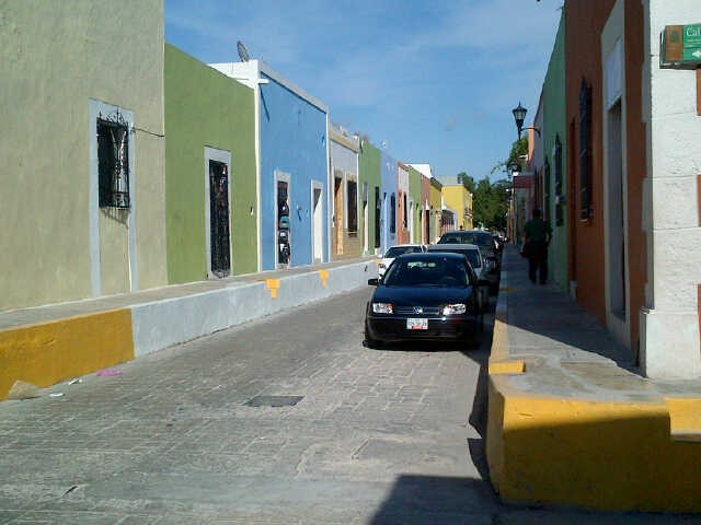 Ni postes ni cables en el centro histórico de Campeche Ni postes ni cables en el centro histórico de Campeche