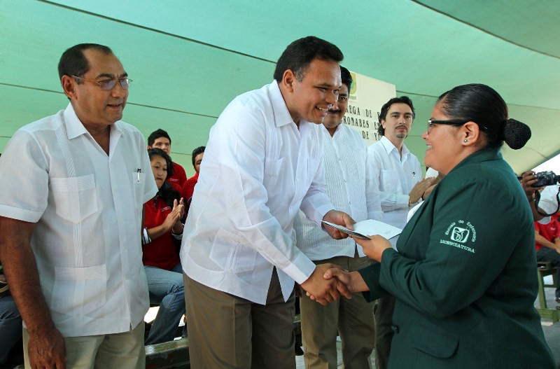 Más de nueve mil becas a alumnos de educación superior Más de nueve mil becas a alumnos de educación superior