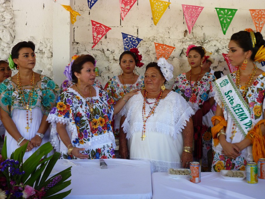 Tizimín: Un mar de gente en el Convite anunció la próxima Feria. \r\n\r\n Tizimín: Un mar de gente en el Convite anunció la próxima Feria. \r\n\r\n