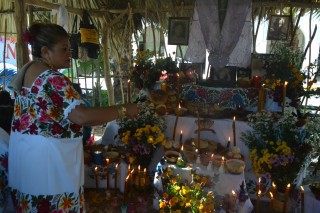 Tradición en la muestra de altares Tradición en la muestra de altares