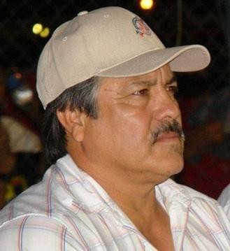 Dan el último adiós a Ray Torres. Dan el último adiós a Ray Torres.