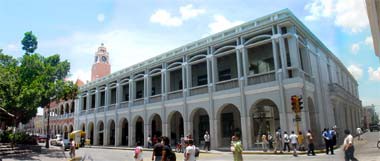 Líder de la CMIC afirma que hay trabajos faltantes en el Centro Histórico Líder de la CMIC afirma que hay trabajos faltantes en el Centro Histórico