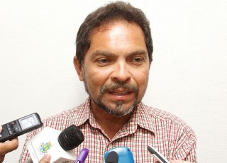 “Hay capacidad hasta para dos administraciones más” Roger Echeverría. “Hay capacidad hasta para dos administraciones más” Roger Echeverría.