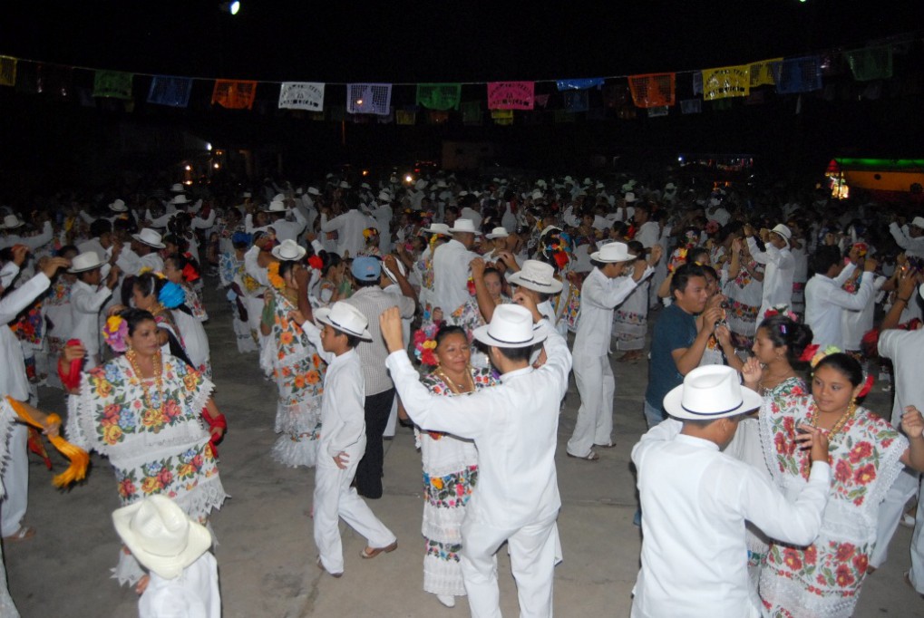 Valladolid: Inició la fiesta tradicional anual de Yalcón Valladolid: Inició la fiesta tradicional anual de Yalcón