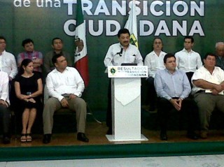 Presentan conclusiones el equipo de transición. Presentan conclusiones el equipo de transición.