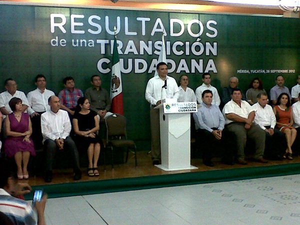 Concluyen trabajos del equipo de transición. Concluyen trabajos del equipo de transición.