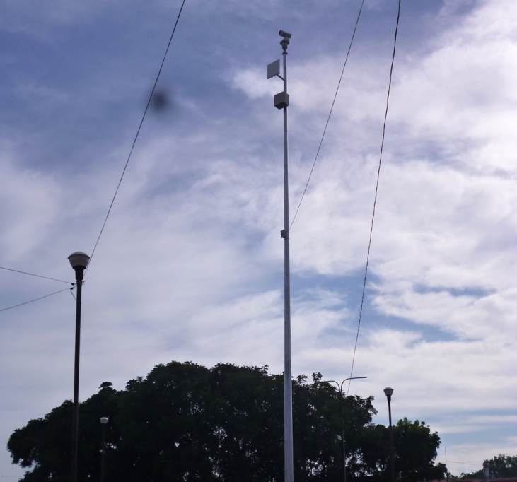 Tizimín: Se colocan las 3 nuevas cámaras de video vigilancia pendientes.\r\n Tizimín: Se colocan las 3 nuevas cámaras de video vigilancia pendientes.\r\n